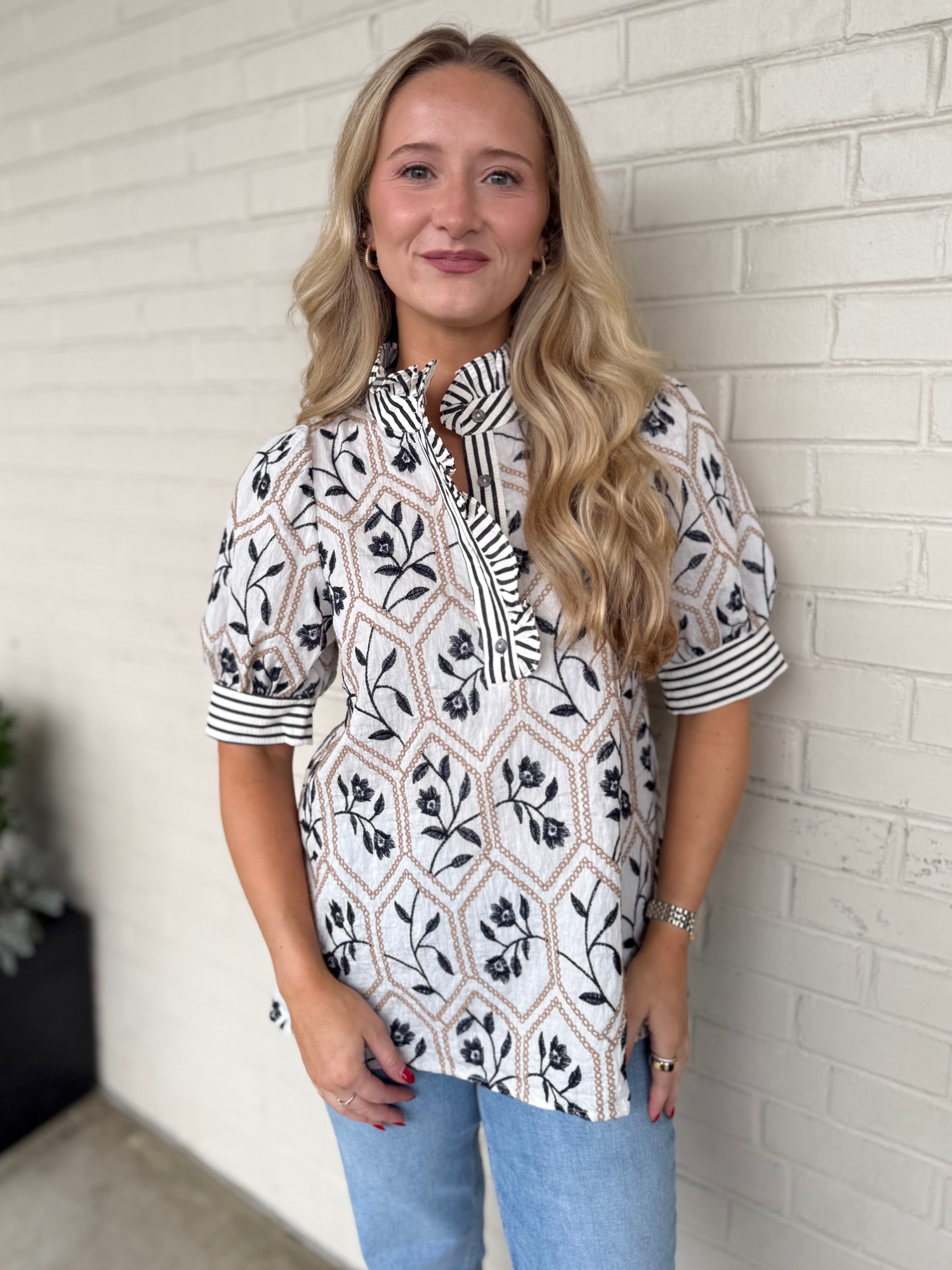 Entro | Elianna Floral Short Sleeve Top | Sweetest Stitch Boutique
