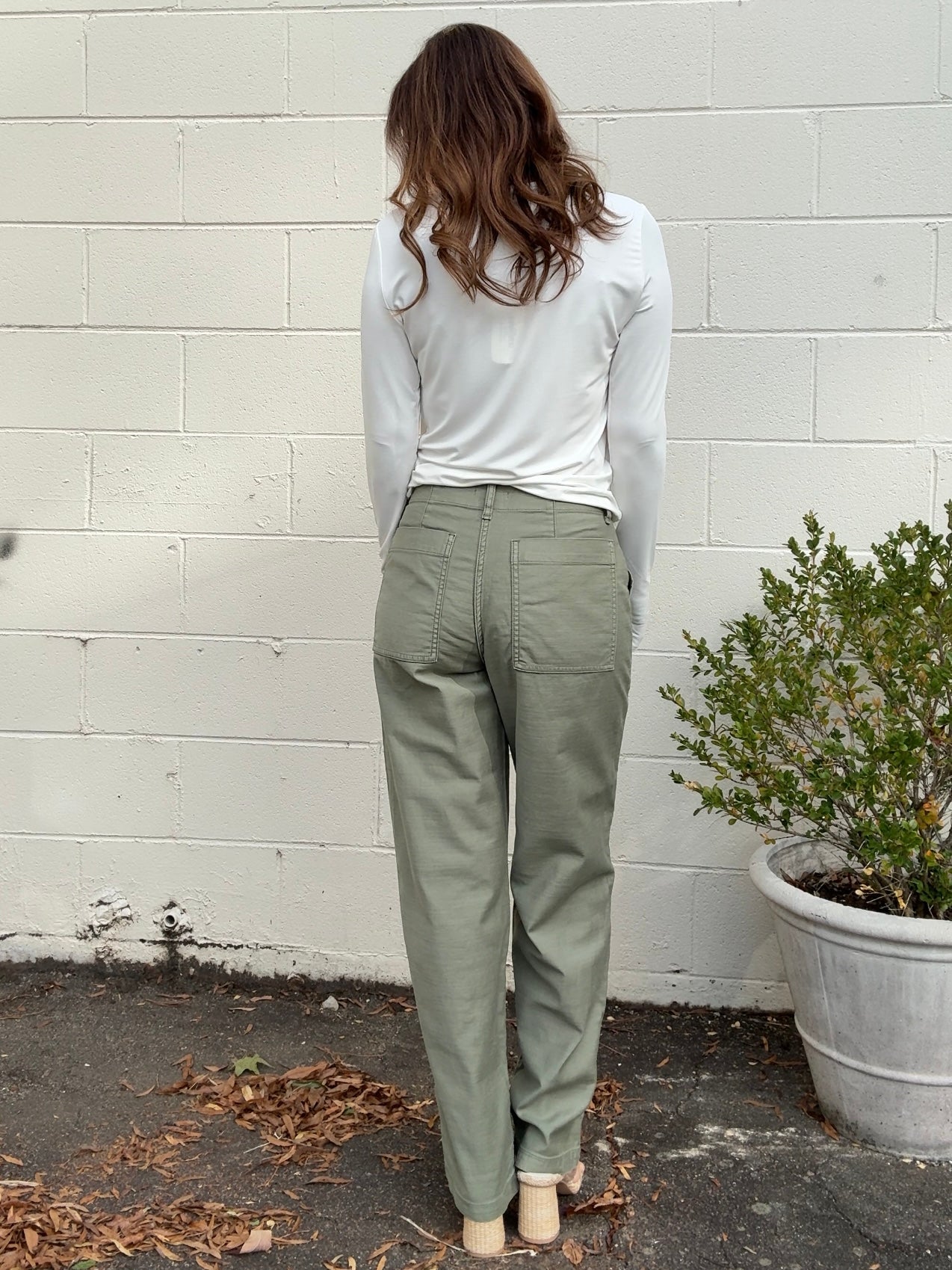 Z Supply | Olive Twill Pants | Sweetest Stitch Boutique Richmond