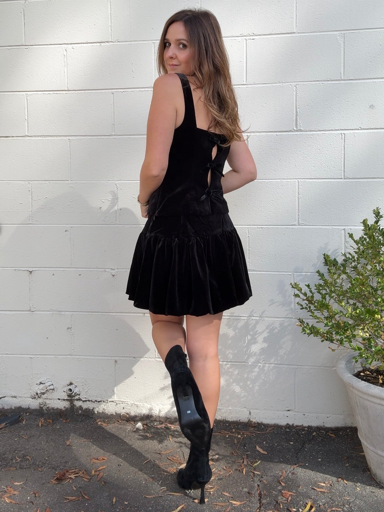 ASTR The Label | Jinnie Velvet Sleeveless Top | Sweetest Stitch