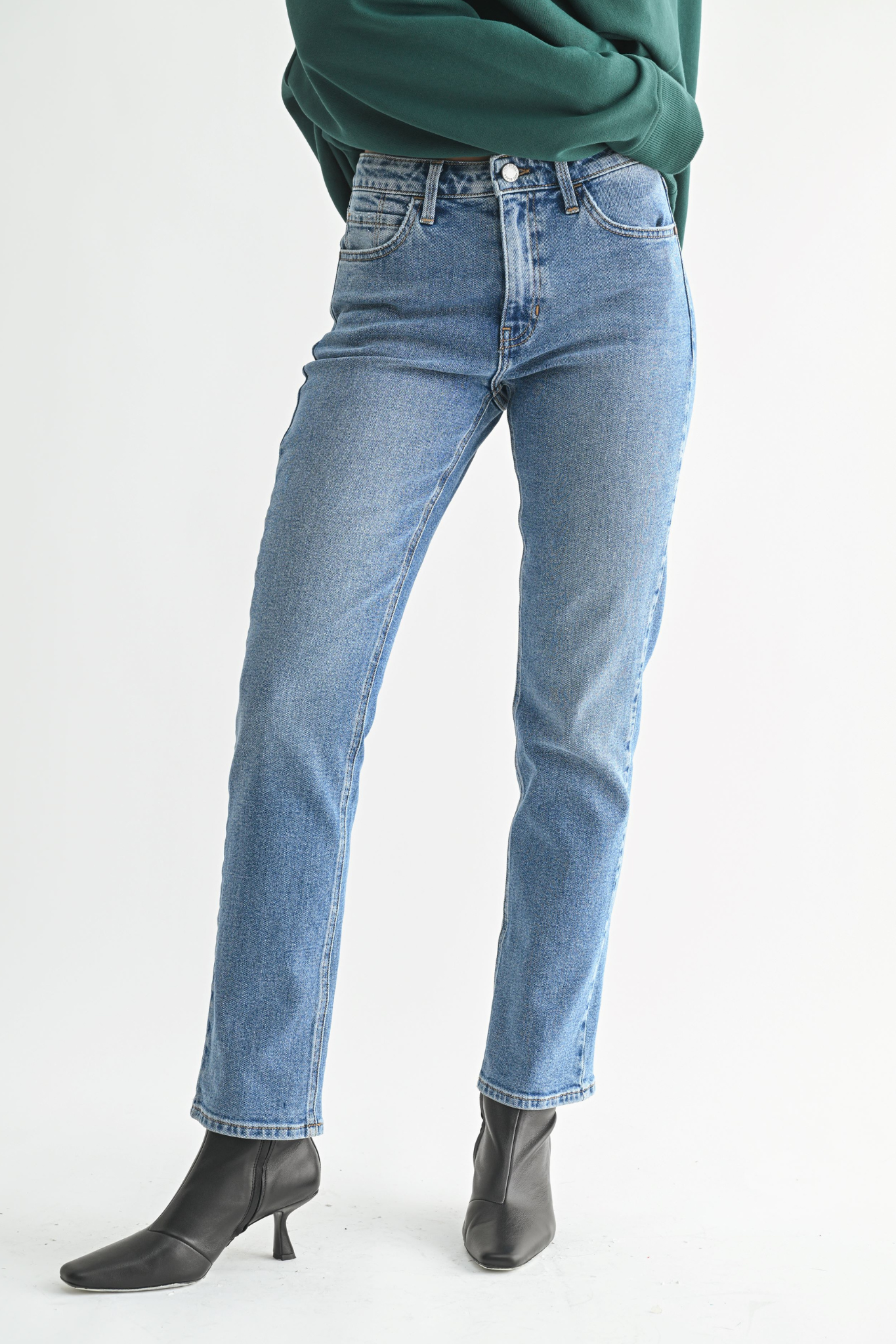 Just Black | Augusta Pencil Jeans | Sweetest Stitch Boutique