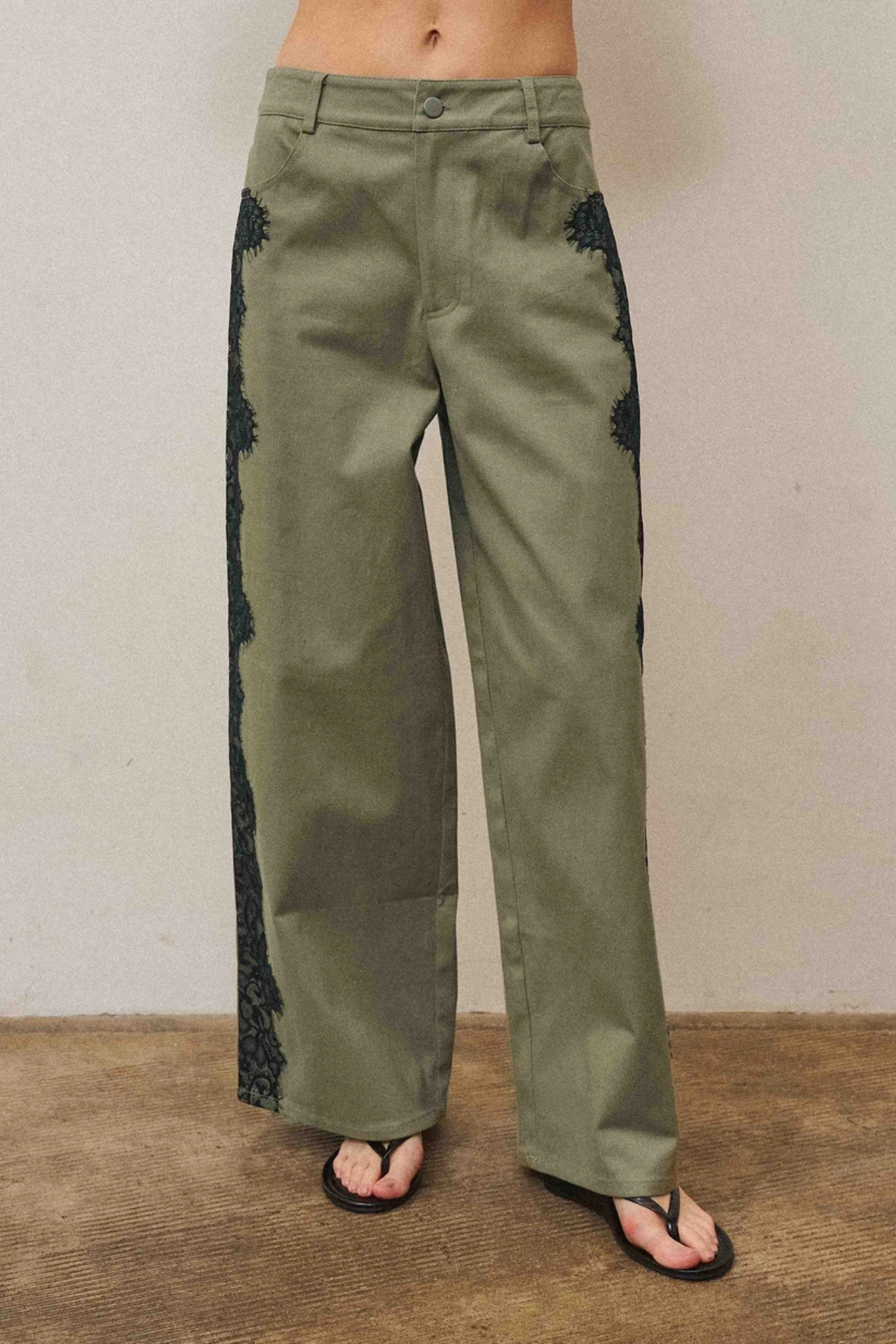 Able | Chloe Lace Detail Pants | Sweetest Stitch Boutique Richmond VA