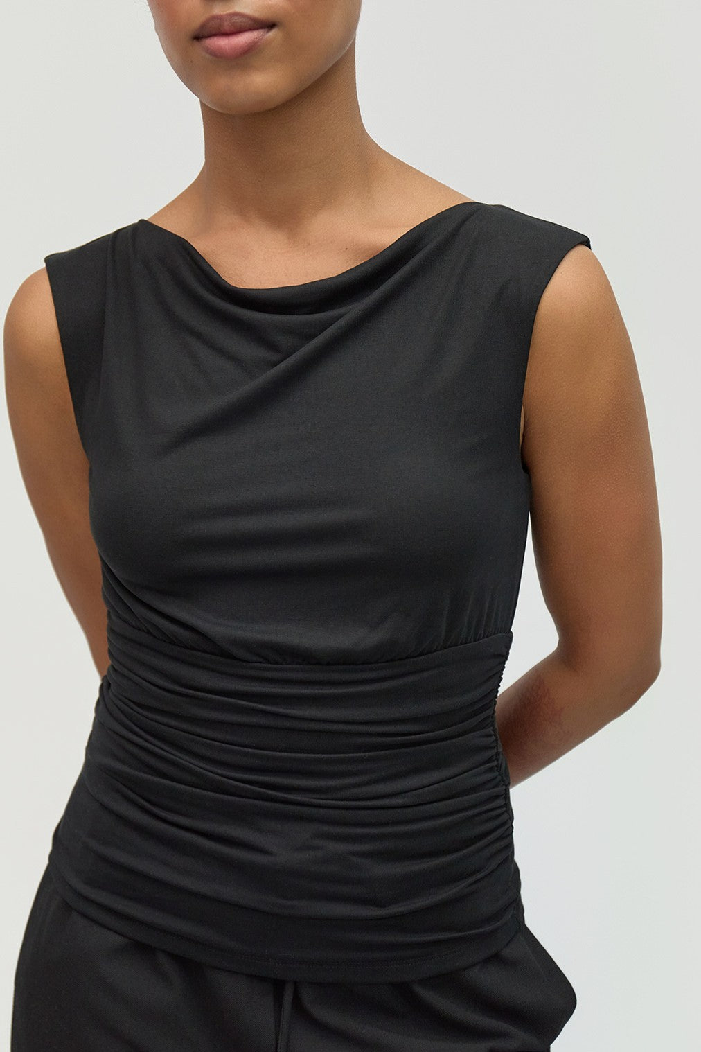 Mod Ref | Maeve Sleeveless Top - Black | Sweetest Stitch Boutique RVA