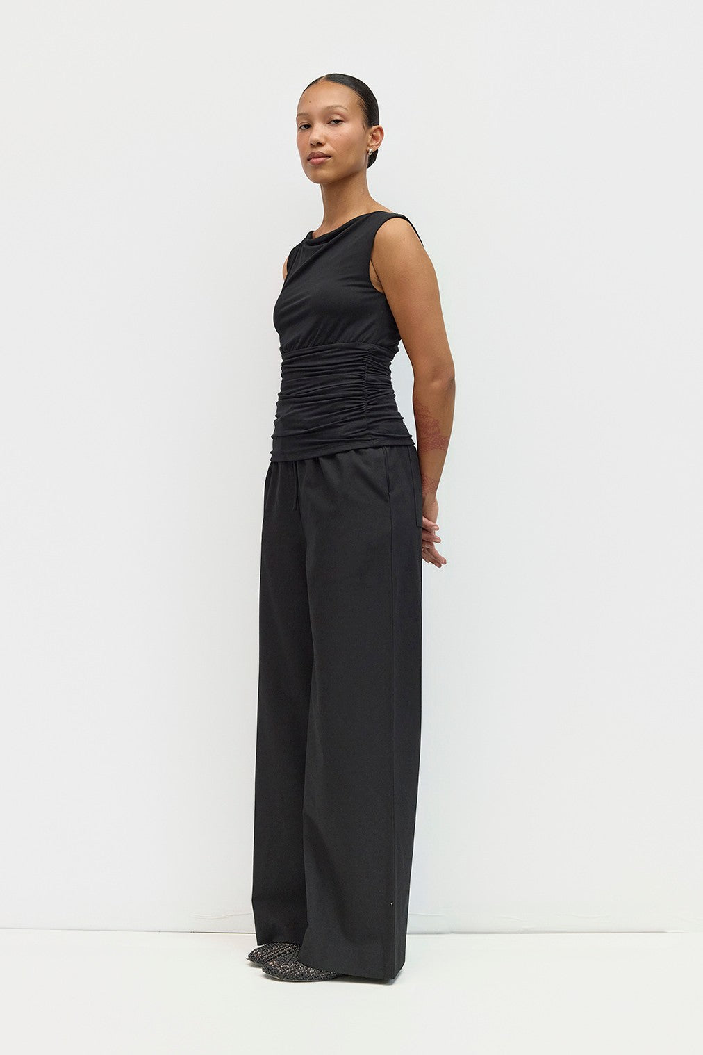 Mod Ref | Maeve Sleeveless Top - Black | Sweetest Stitch Boutique RVA