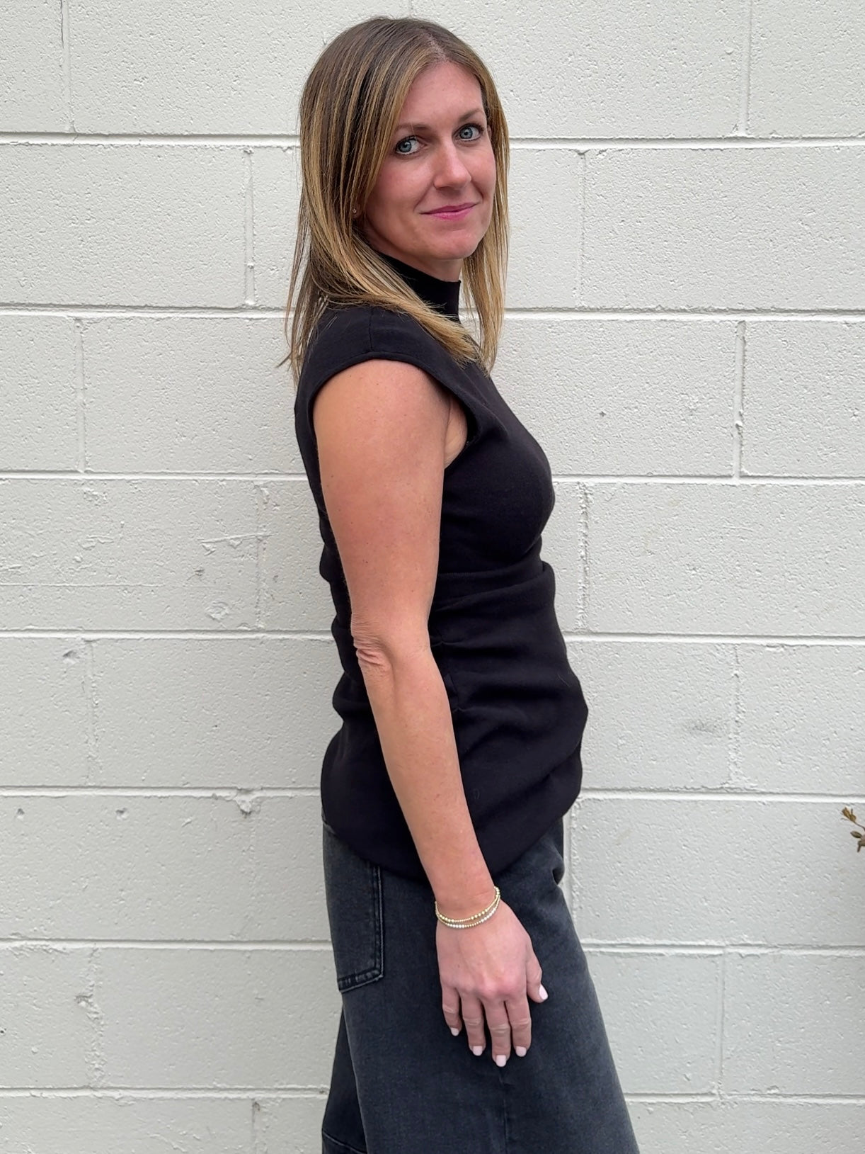 Le Lis | Helly Mock Neck Top | Sweetest Stitch Boutique Richmond