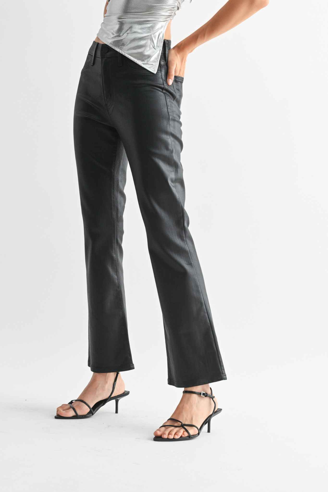 Just Black Denim | Aster Slim Cropped Bootcut Jeans | Sweetest Stitch