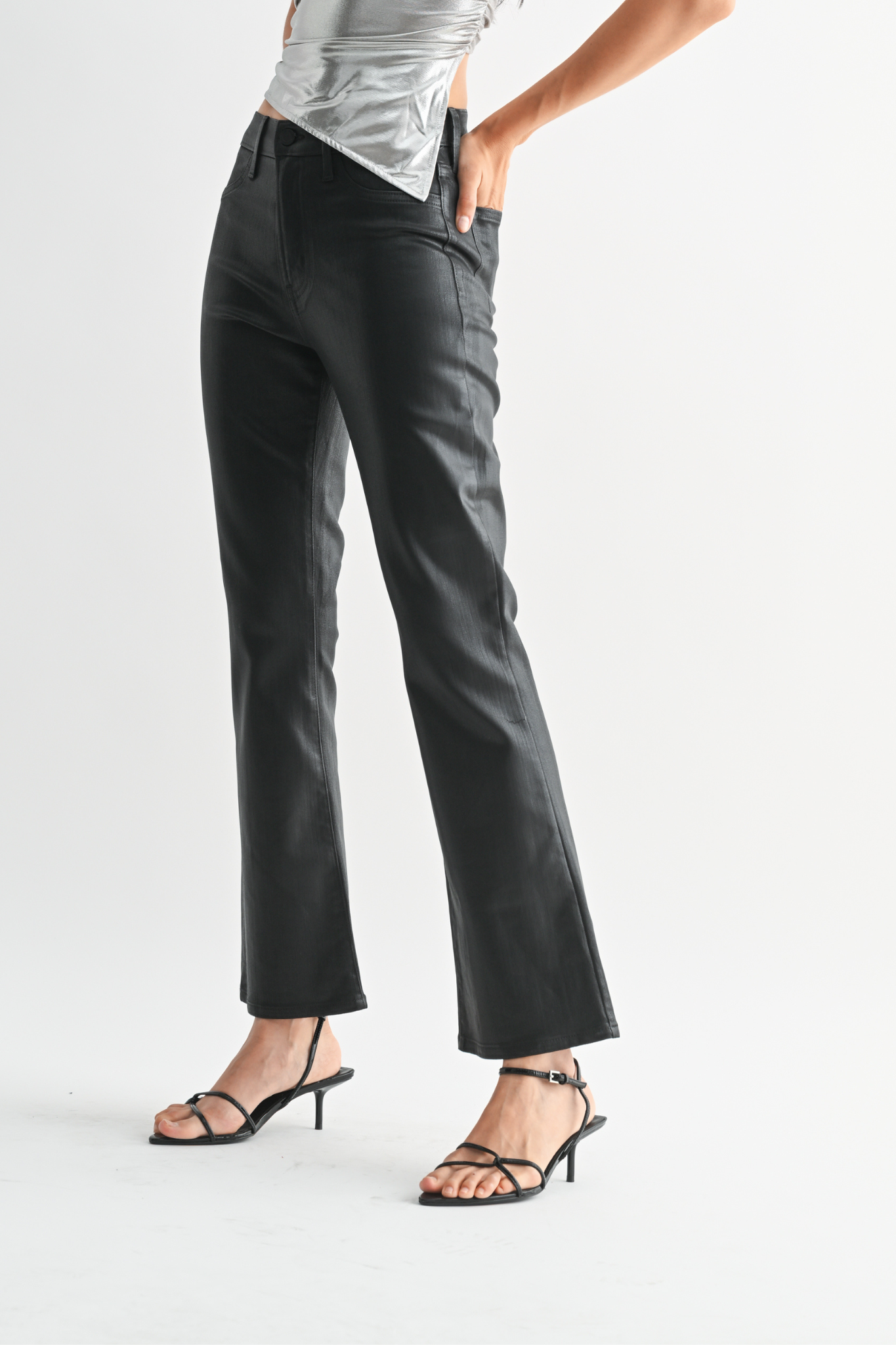 Just Black Denim | Aster Slim Cropped Bootcut Jeans | Sweetest Stitch