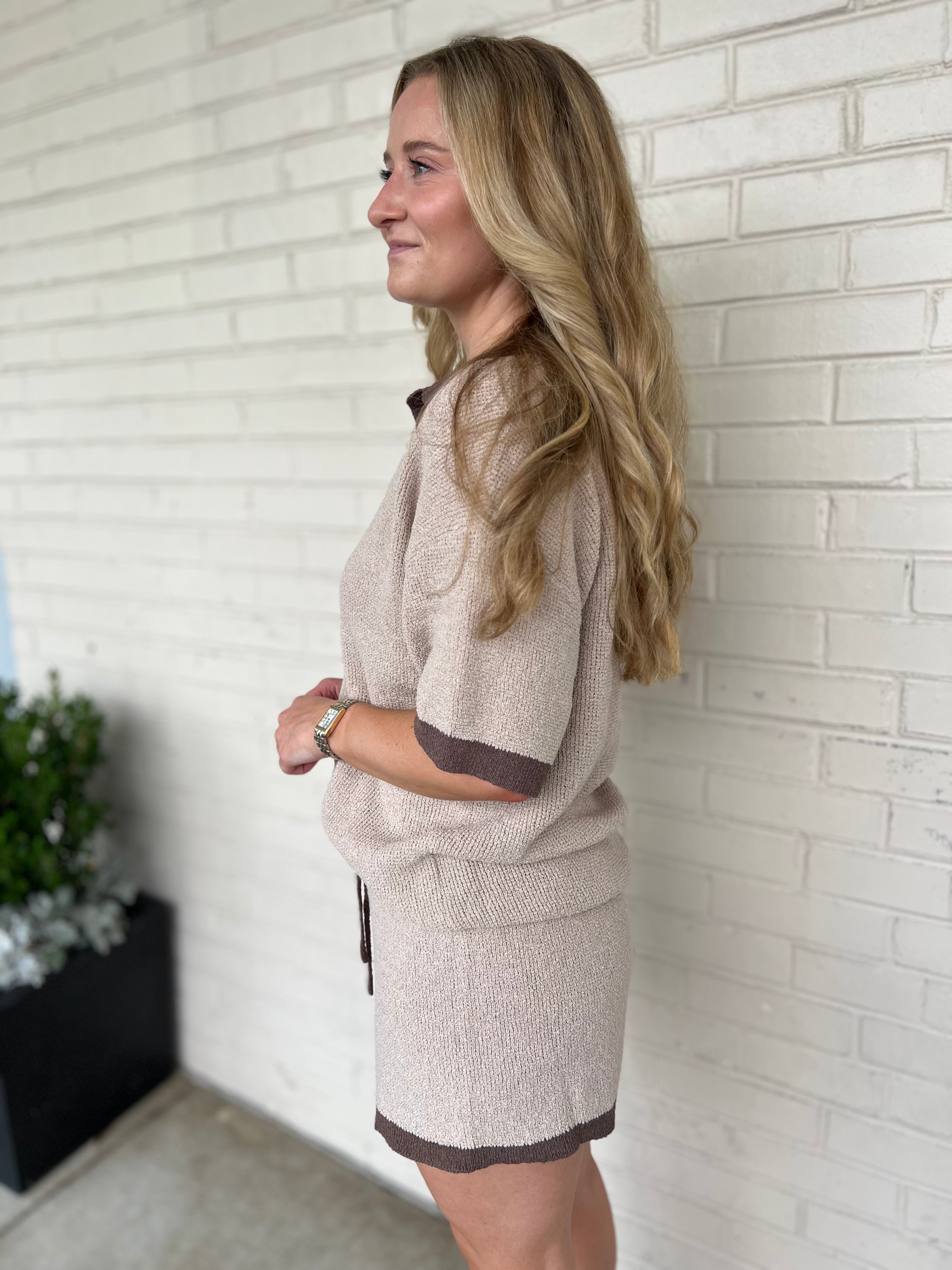 Promesa | Gwyneth V-Neck Short Sleeve Top | Sweetest Stitch Boutique