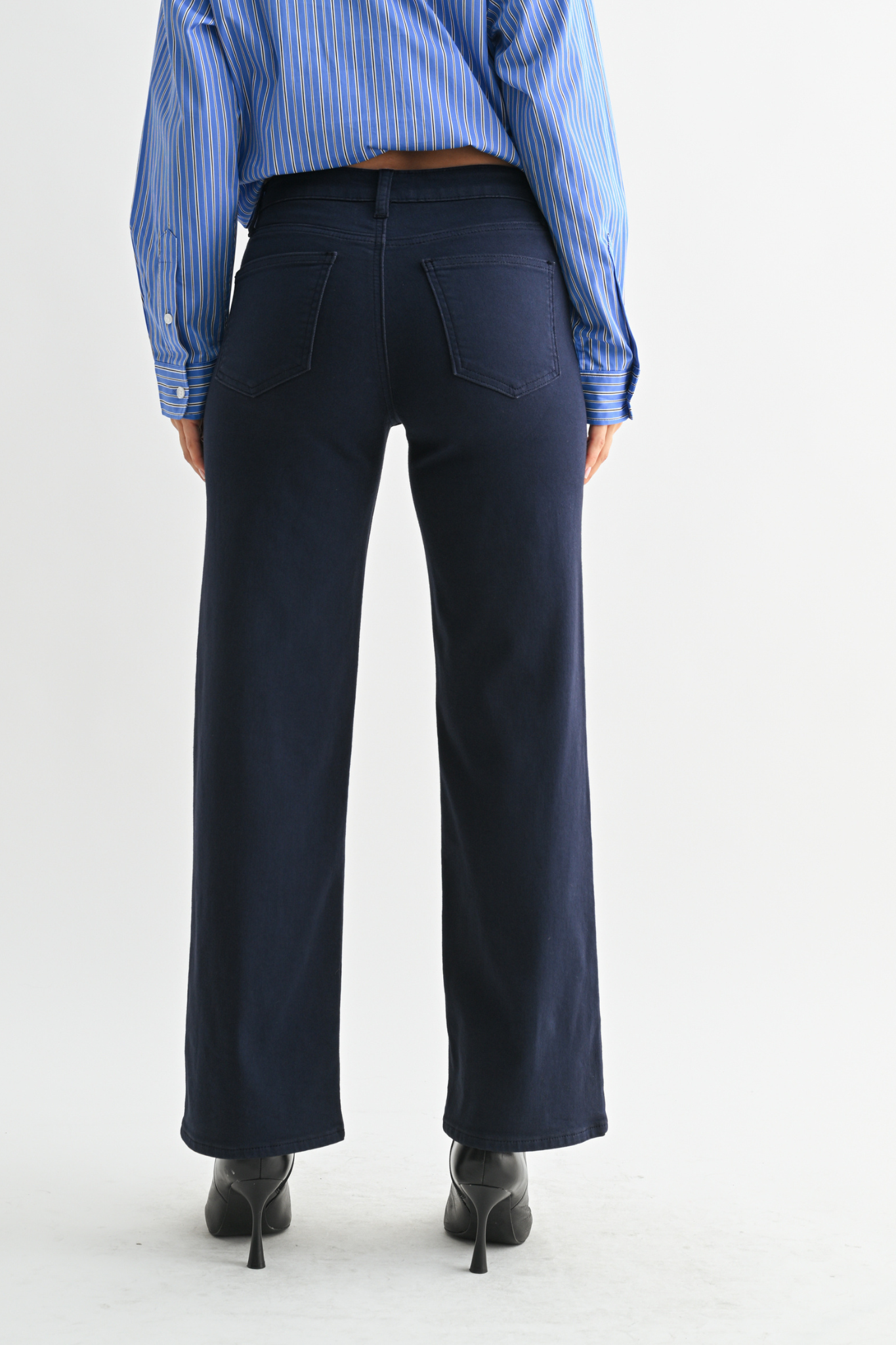 Just Black Denim | Chloe Relaxed Jeans | Sweetest Stitch Boutique