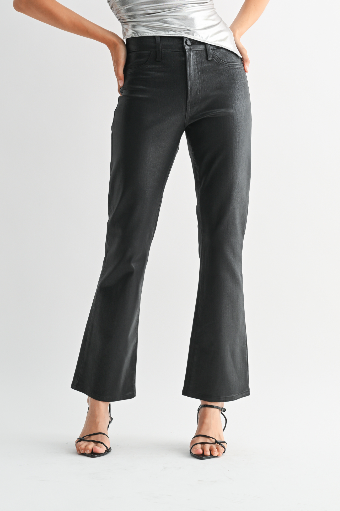 Just Black Denim | Aster Slim Cropped Bootcut Jeans | Sweetest Stitch