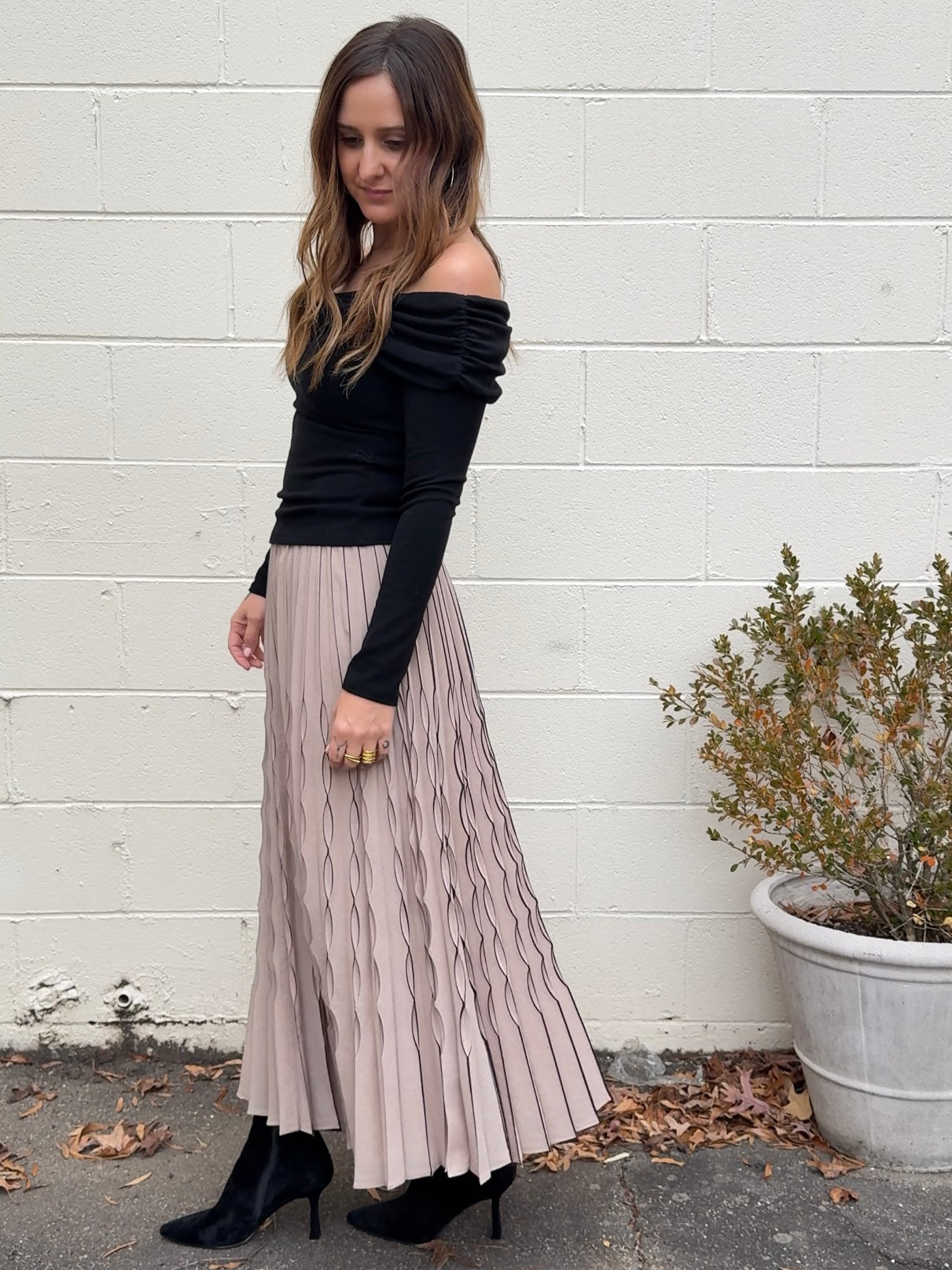 Current Air | Aylin Pleated Maxi Skirt | Sweetest Stitch Boutique 