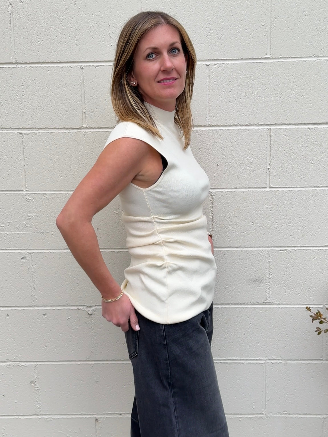 Le Lis | Helly Mock Neck Top | Sweetest Stitch Boutique Richmond