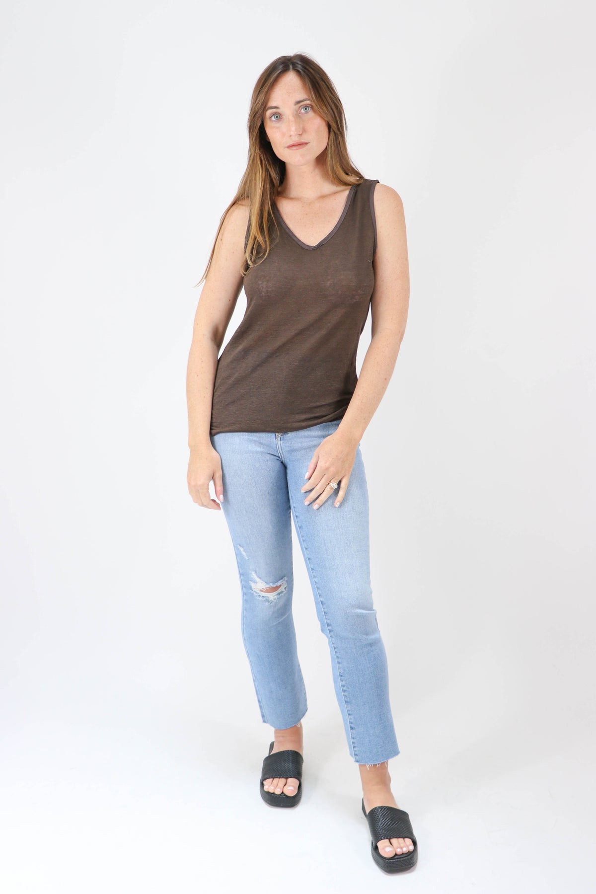 Linen Sleeveless Tank Top | Sweetest Stitch Women&#39;s Boutique