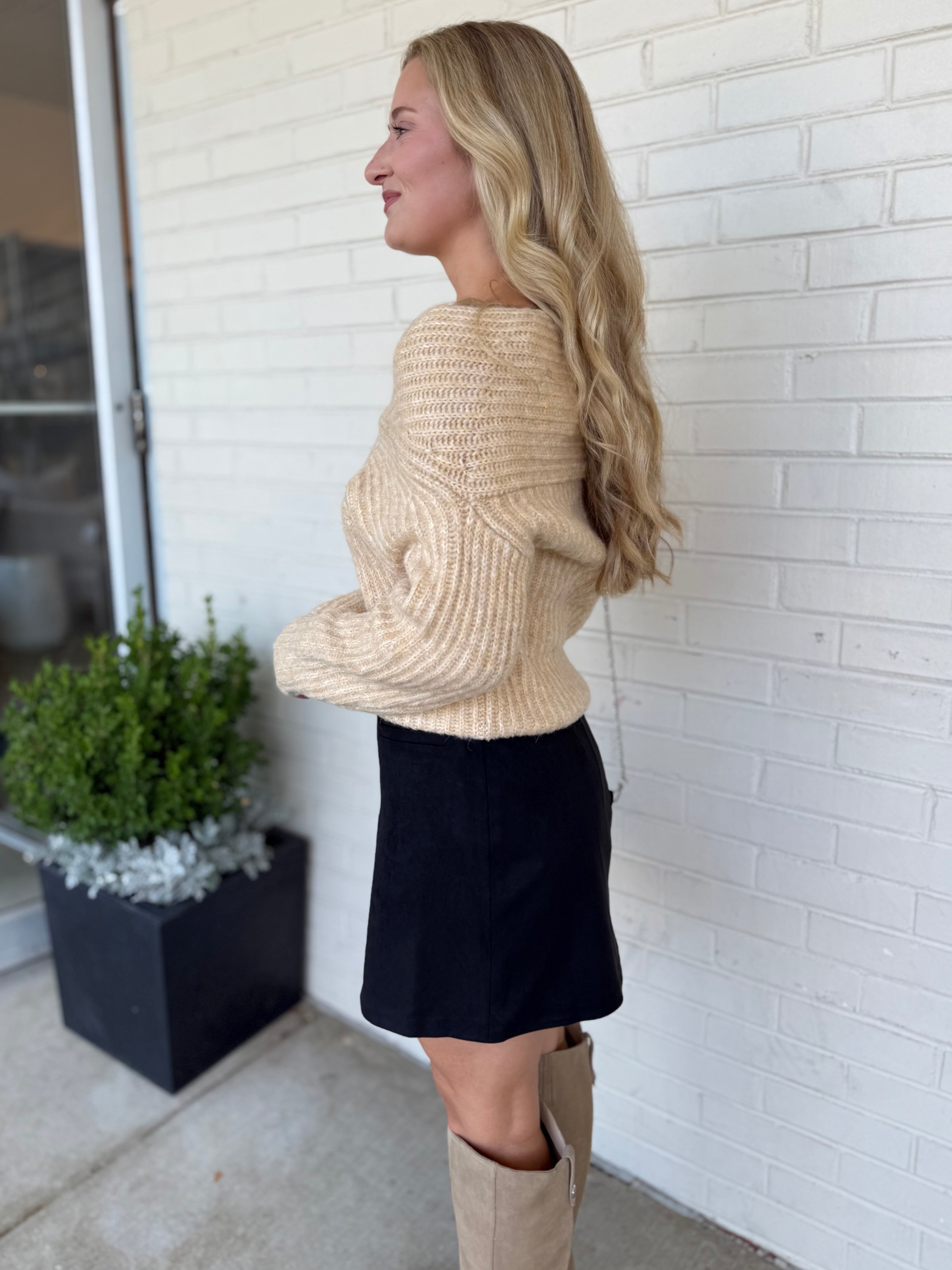 ASTR The Label | Franisbel Twist Front Sweater | Sweetest Stitch