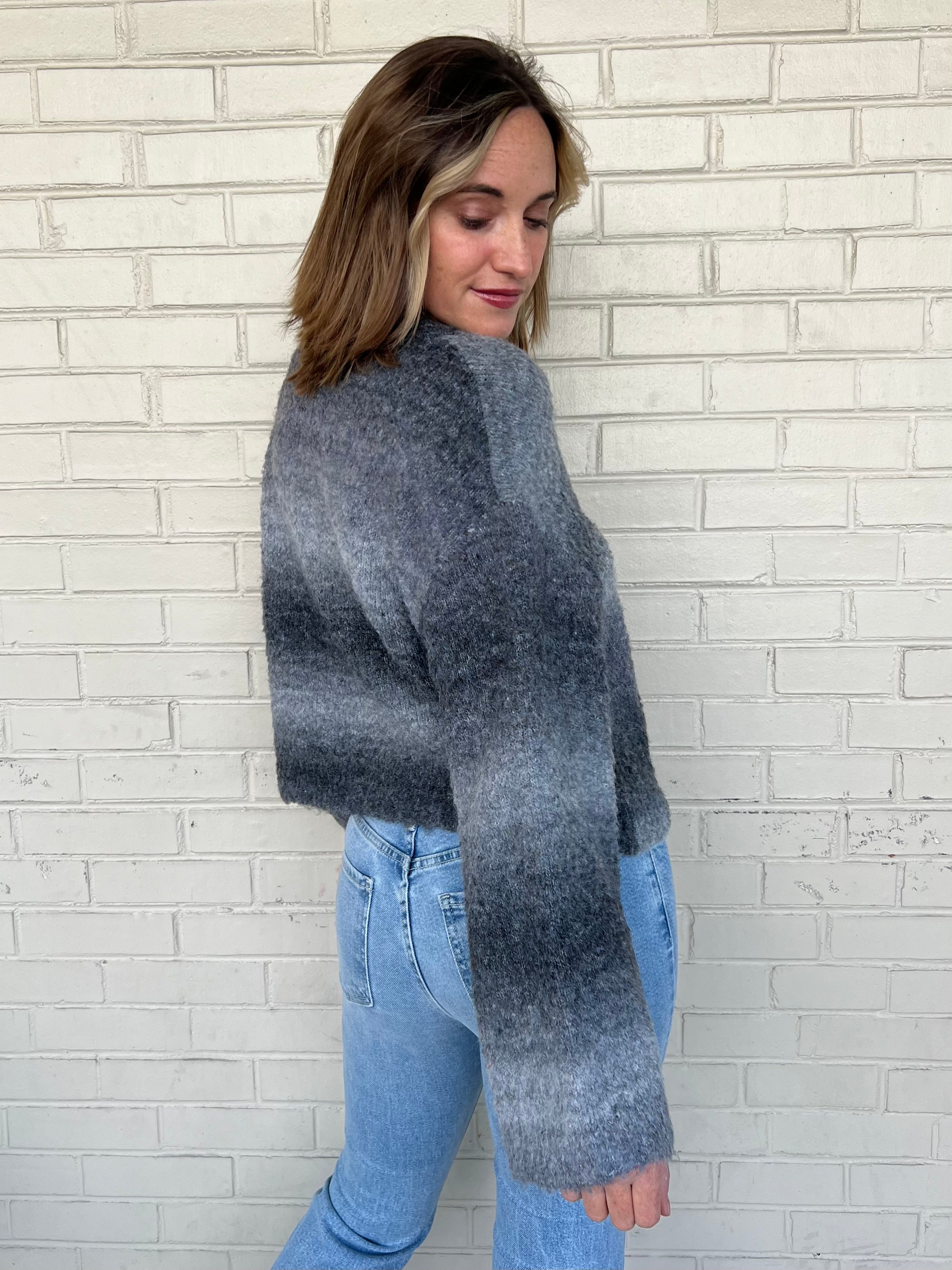 Promesa | Just A Glimpse Turtleneck Sweater | Sweetest Stitch