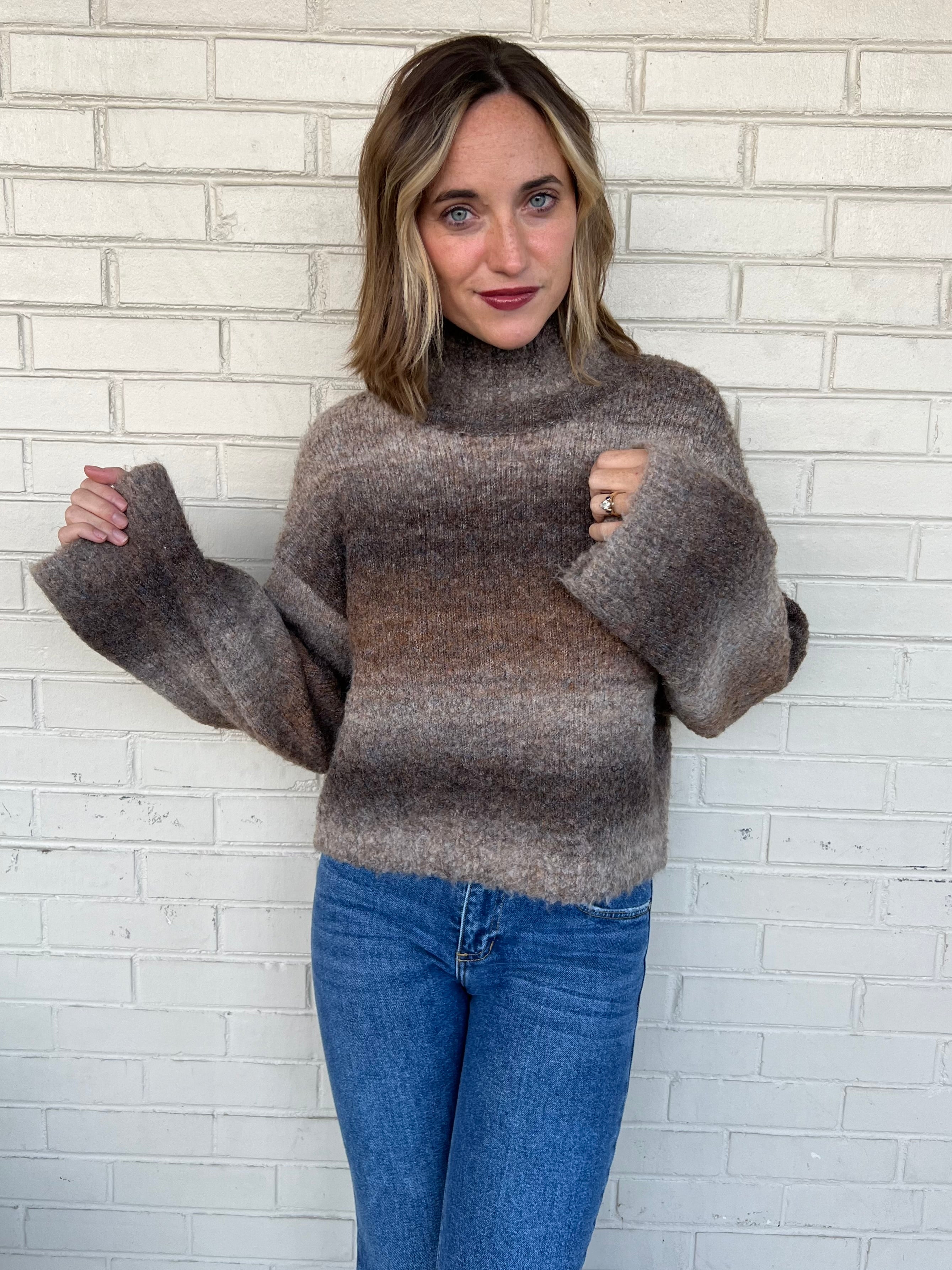 Promesa | Just A Glimpse Turtleneck Sweater | Sweetest Stitch