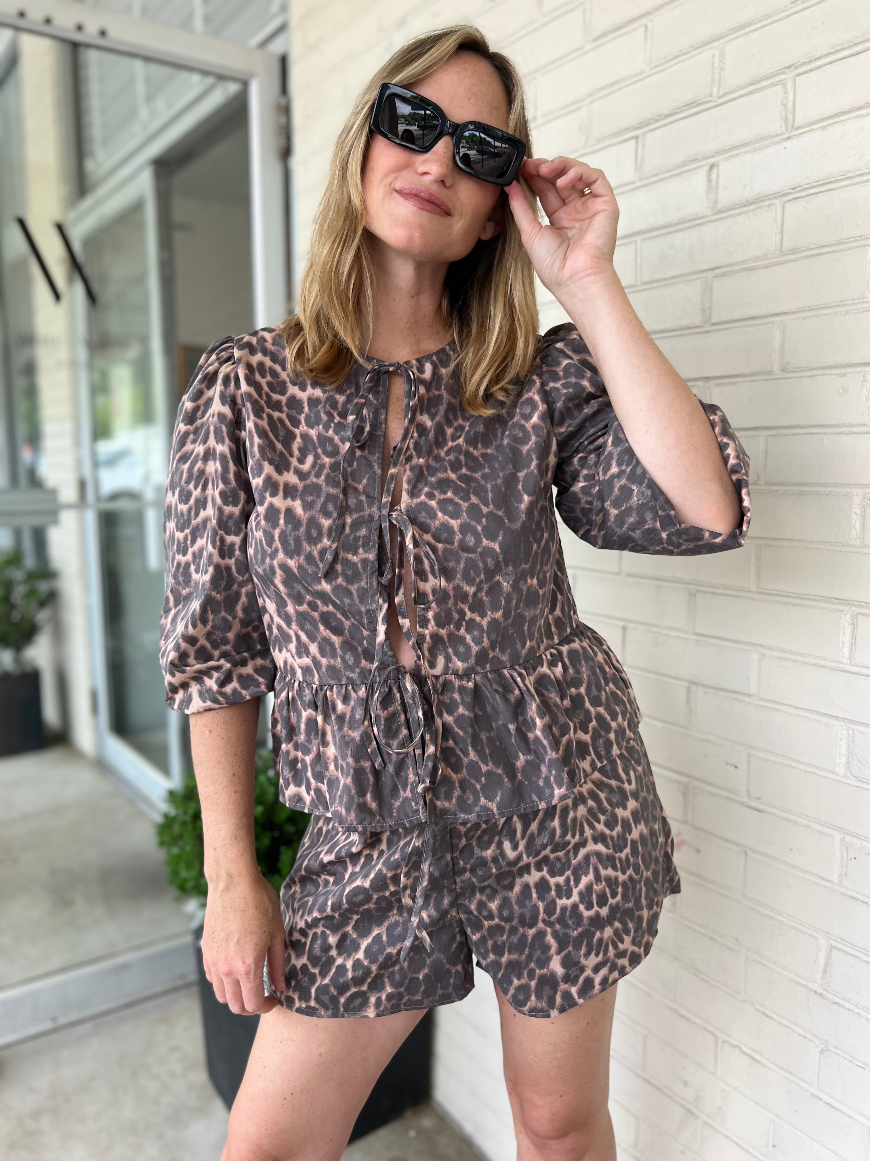 Casey Leopard Tie Front Set