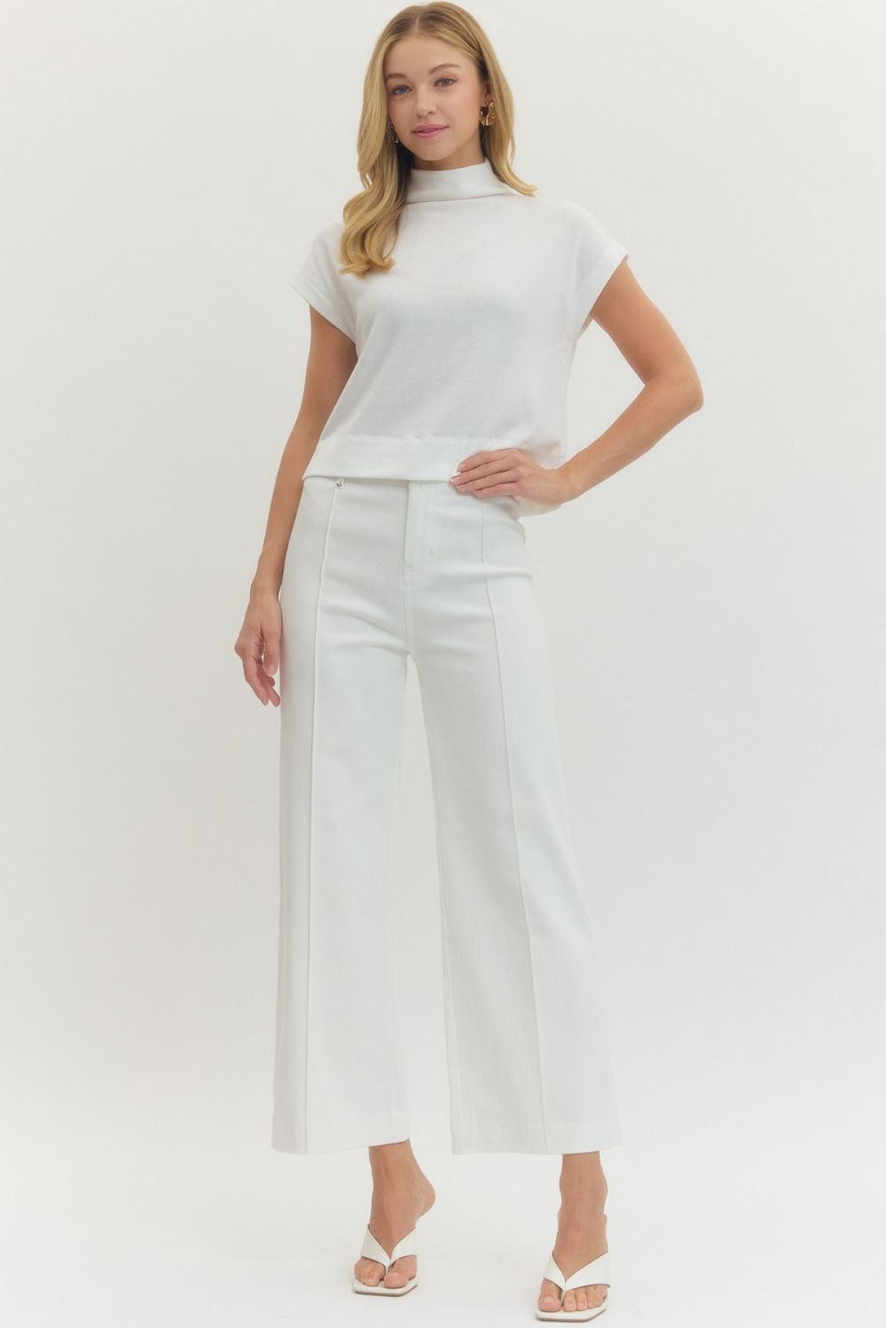 Entro | Emma Wide Leg Seam Jeans | Sweetest Stitch Boutique RVA