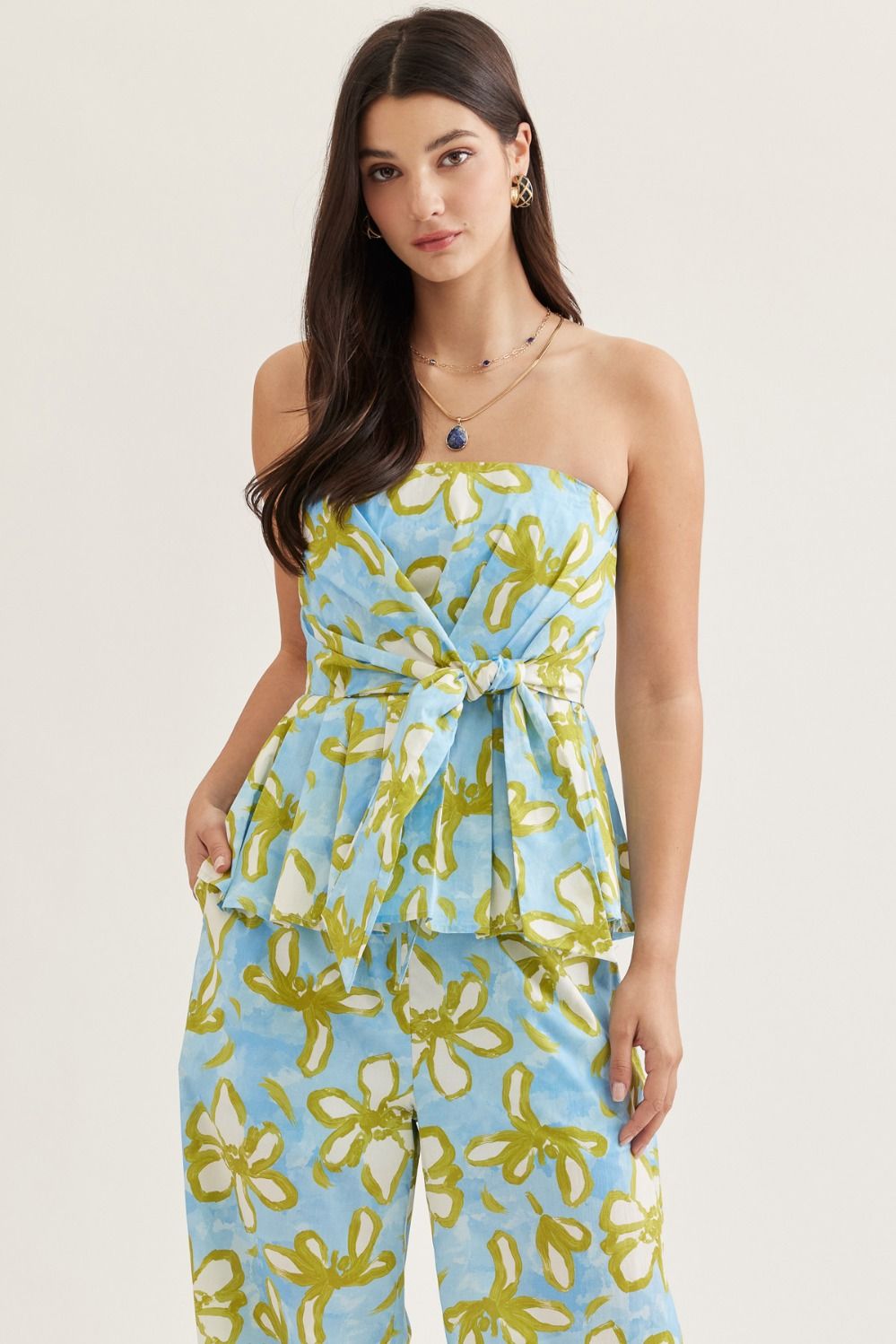 Entro | Jade Strapless Floral Top | Sweetest Stitch Boutique Richmond