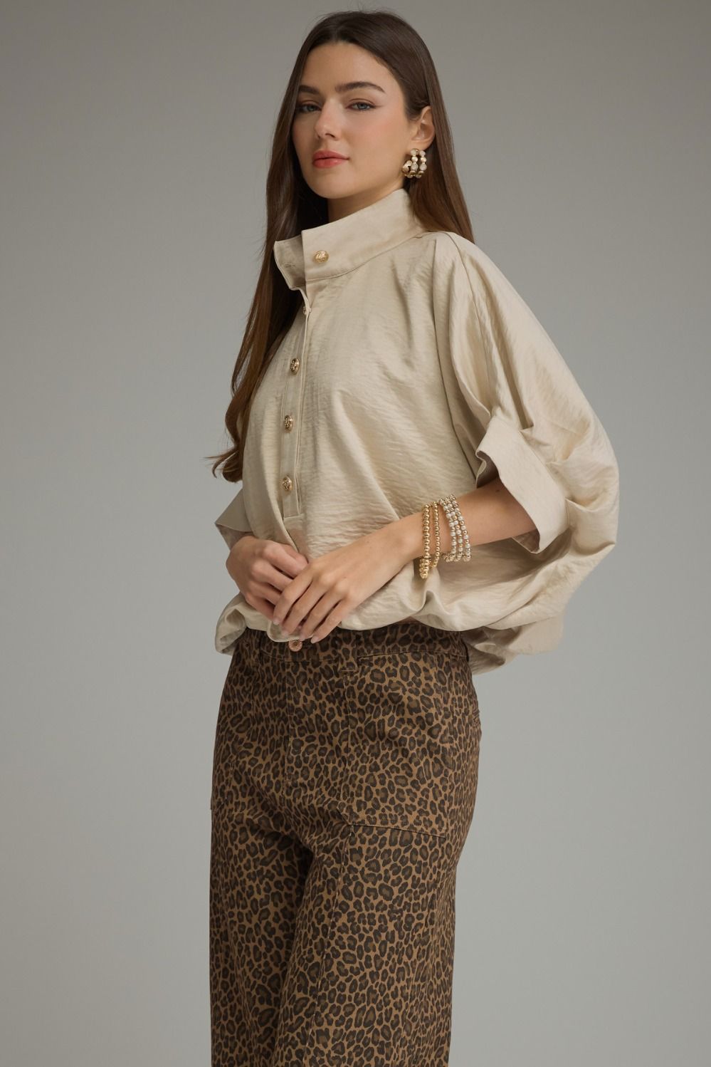 Entro | Pam Button Front Top | Sweetest Stitch Boutique Richmond VA
