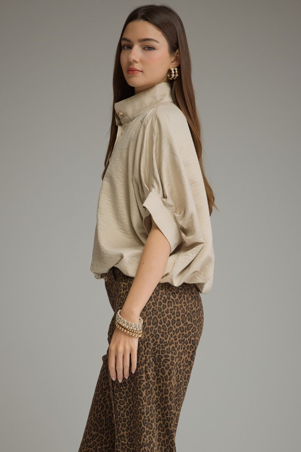 Entro | Pam Button Front Top | Sweetest Stitch Boutique Richmond VA