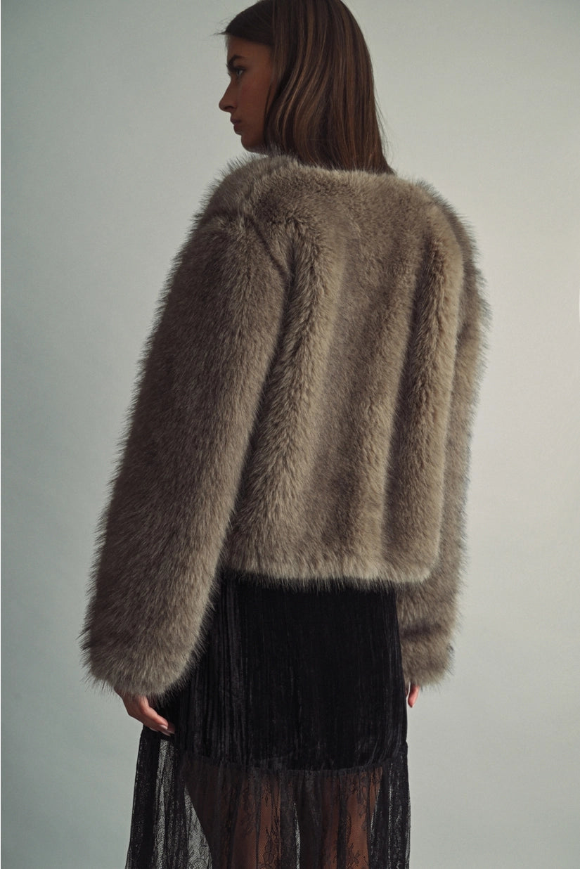 Miou Muse | Lottie Faux Fur Jacket | Sweetest Stitch Boutique Richmond