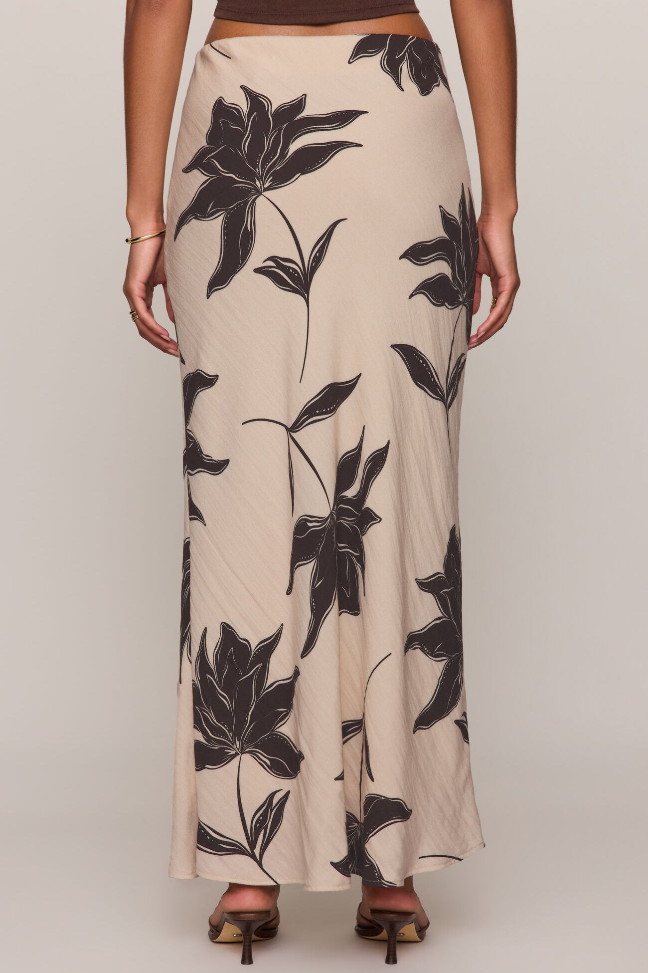 Z Supply | Europa Floral Skirt | Sweetest Stitch Boutique Richmond VA