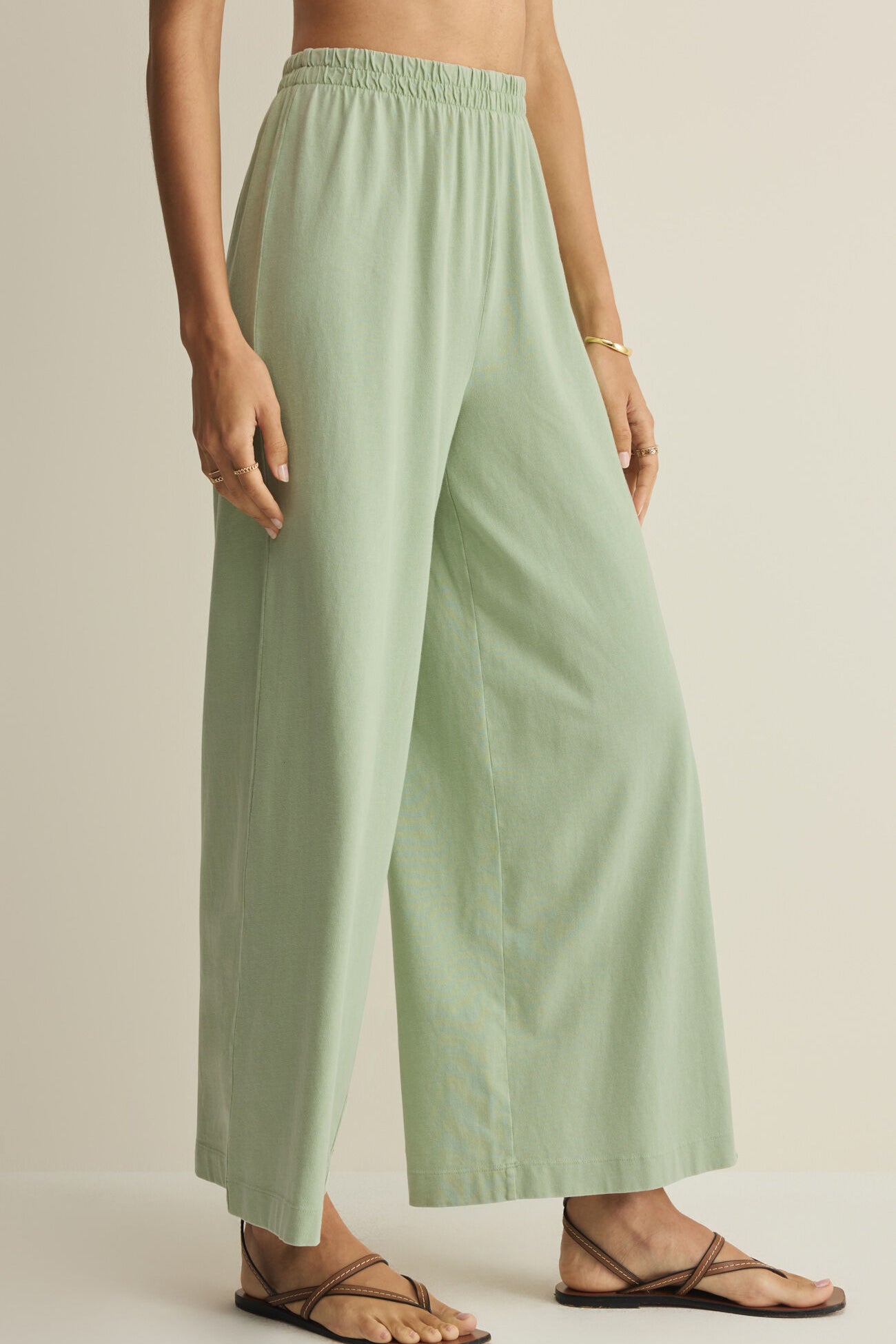 Z Supply | Scout Flare Pant | Sweetest Stitch Boutique Richmond VA