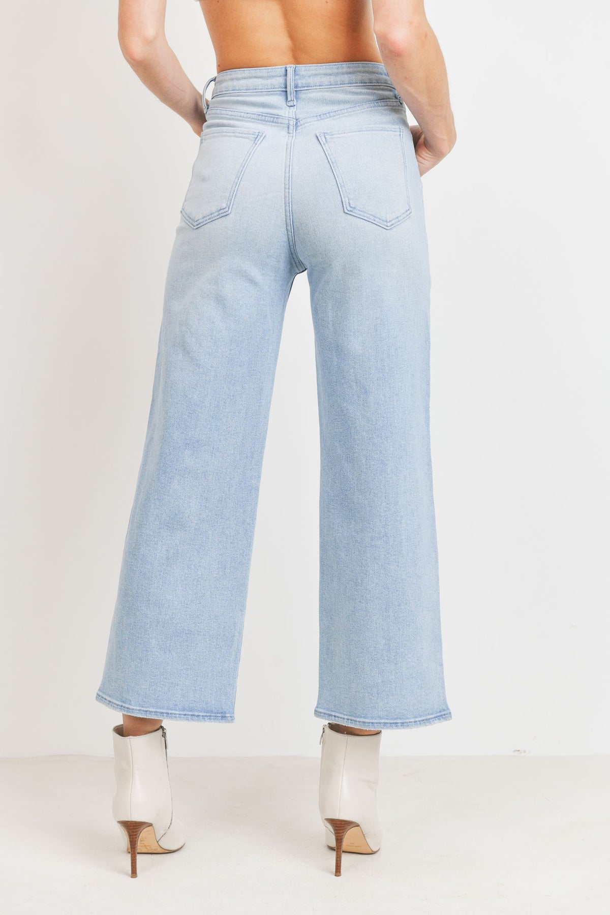 Just Black Denim | Light Wash Wide Leg Jeans | Sweetest Stitch