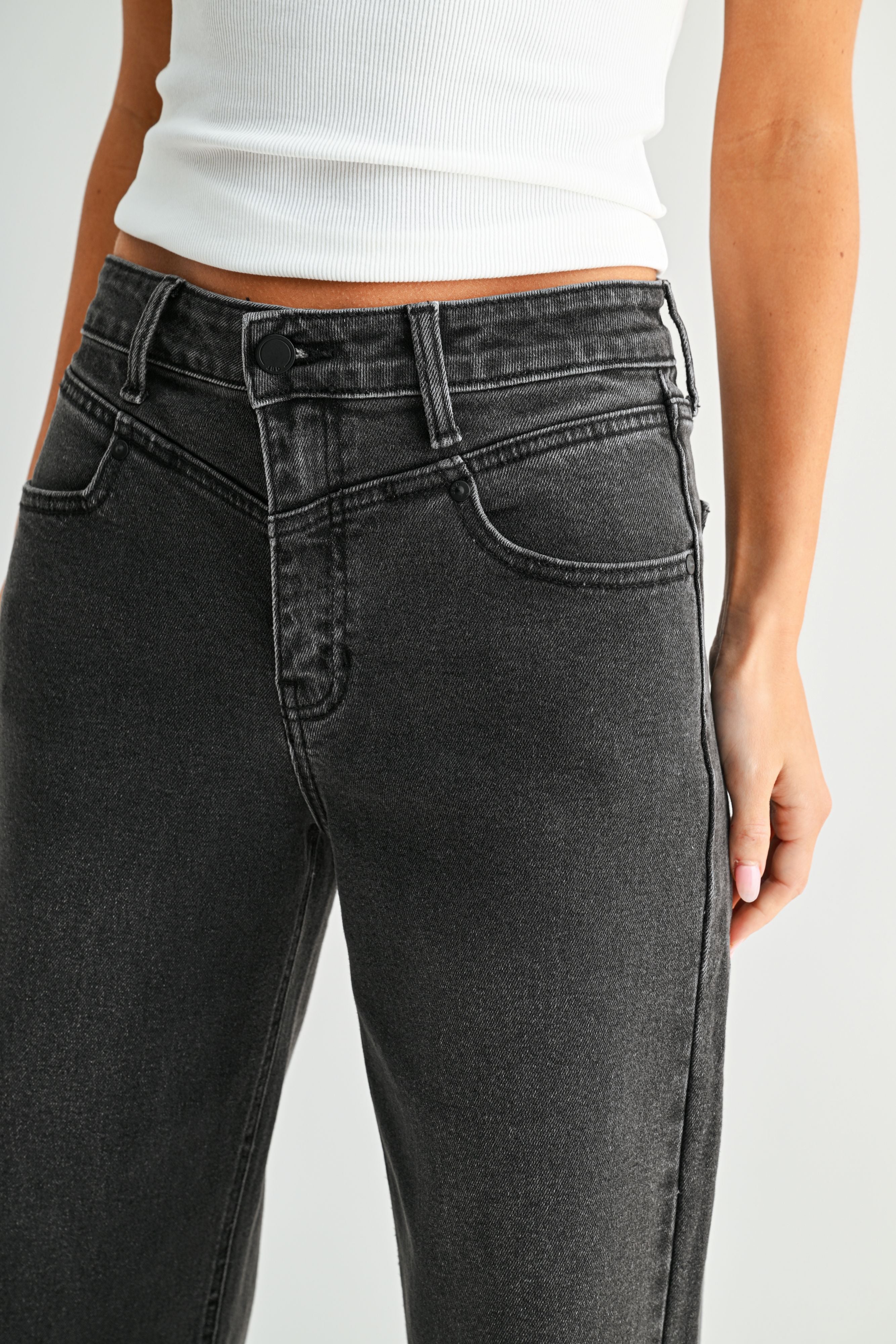 Just Black Denim | Lucy Straight Leg Jeans | Sweetest Stitch Boutique