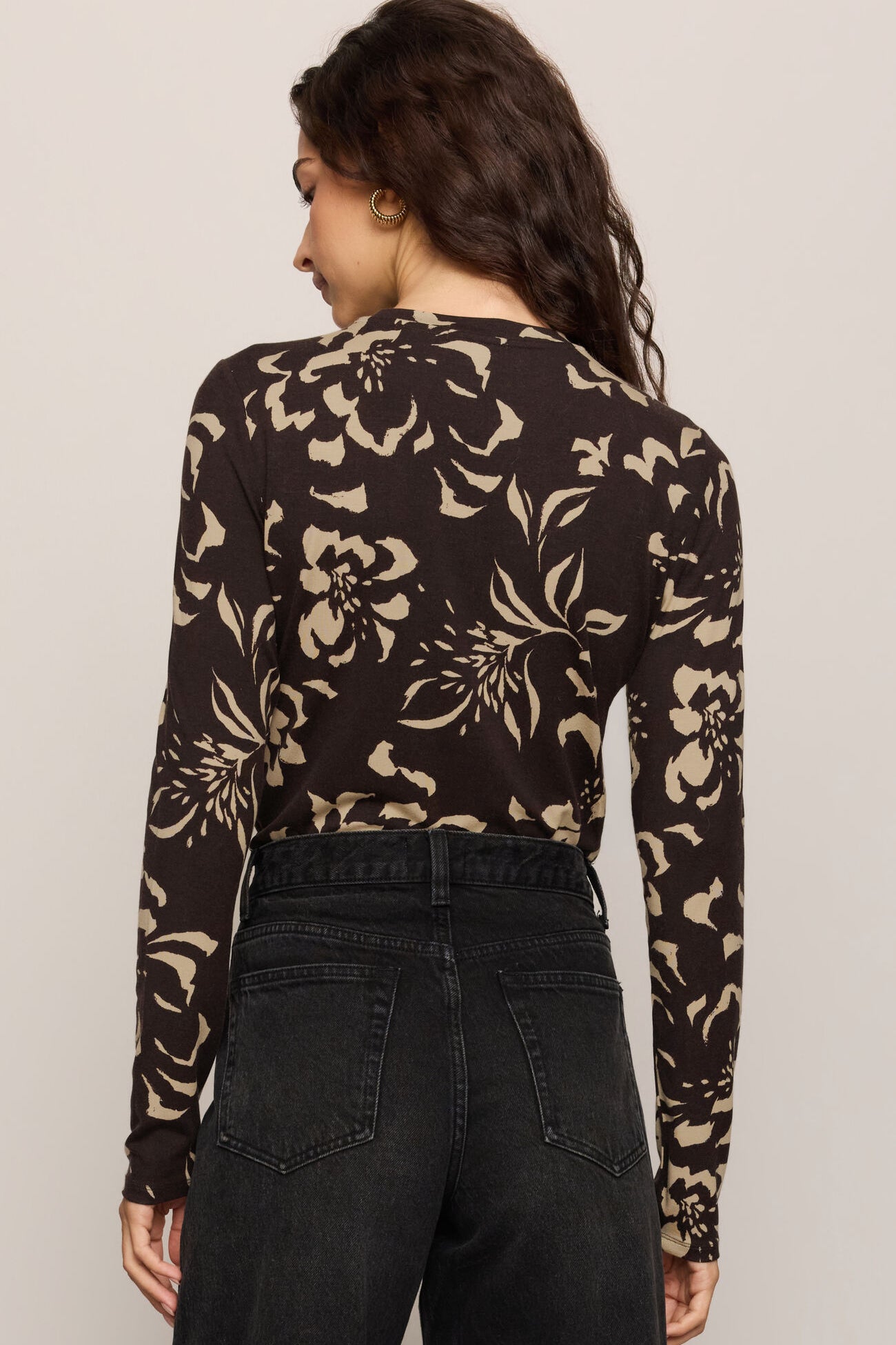 Z Supply | Onyx Floral Long Sleeve Top | Sweetest Stitch Boutique RVA