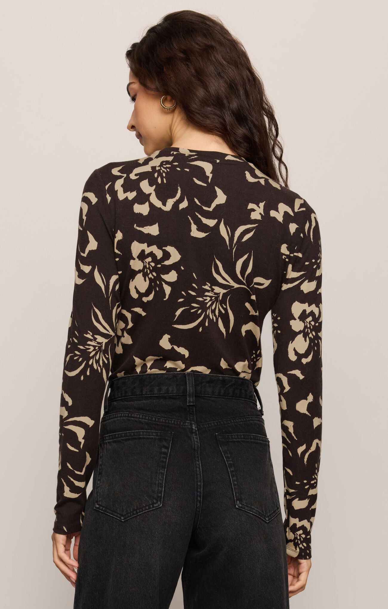 Z Supply | Onyx Floral Long Sleeve Top | Sweetest Stitch Boutique RVA